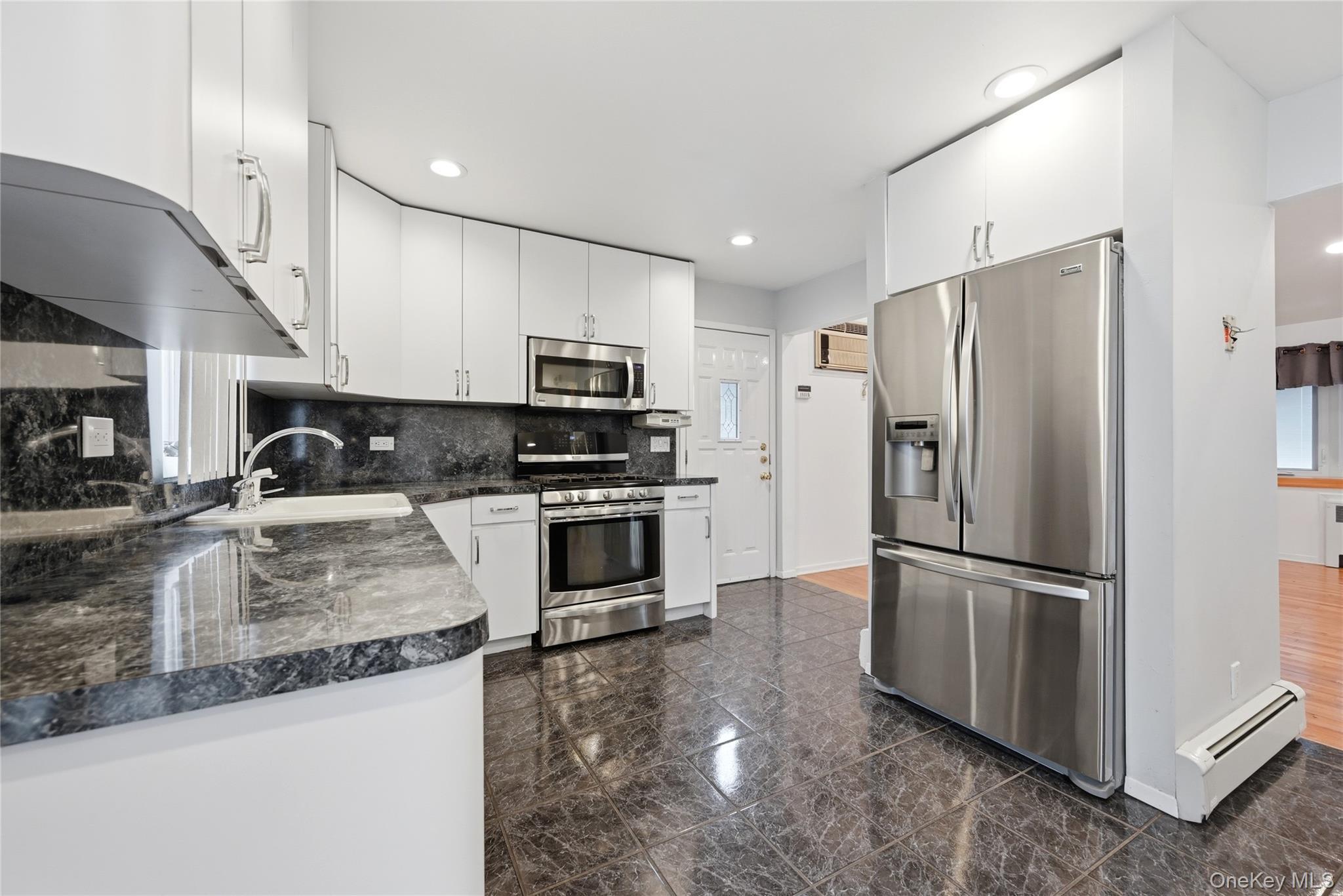 Single Family Randal  Nassau County, NY 11714, MLS-974347-12