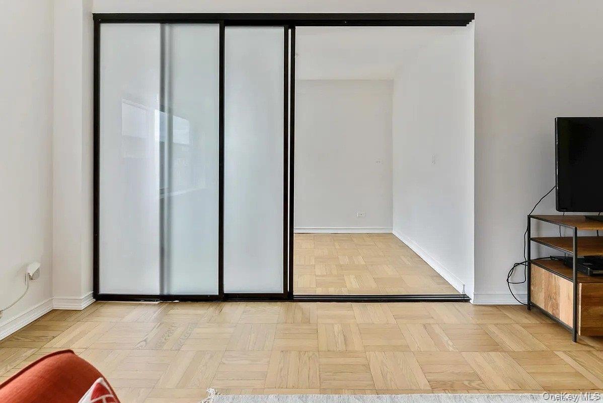 Coop 110th  Queens, NY 11375, MLS-974349-10