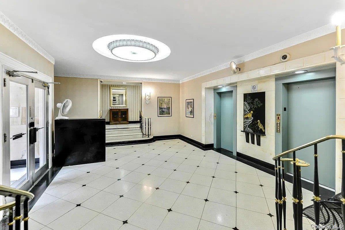 Coop 110th  Queens, NY 11375, MLS-974349-4