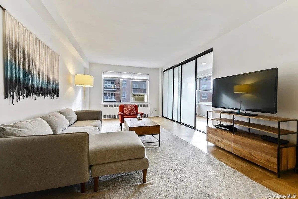 Coop 110th  Queens, NY 11375, MLS-974349-8