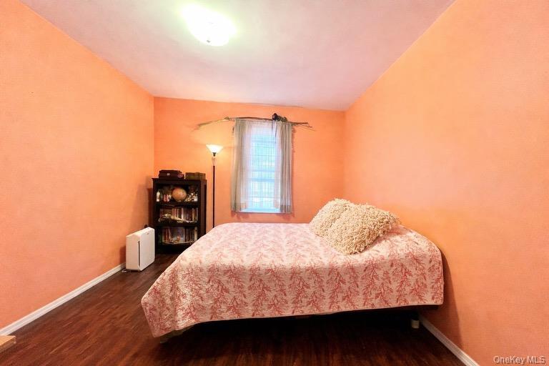 Single Family Vincent  Bronx, NY 10465, MLS-974355-20