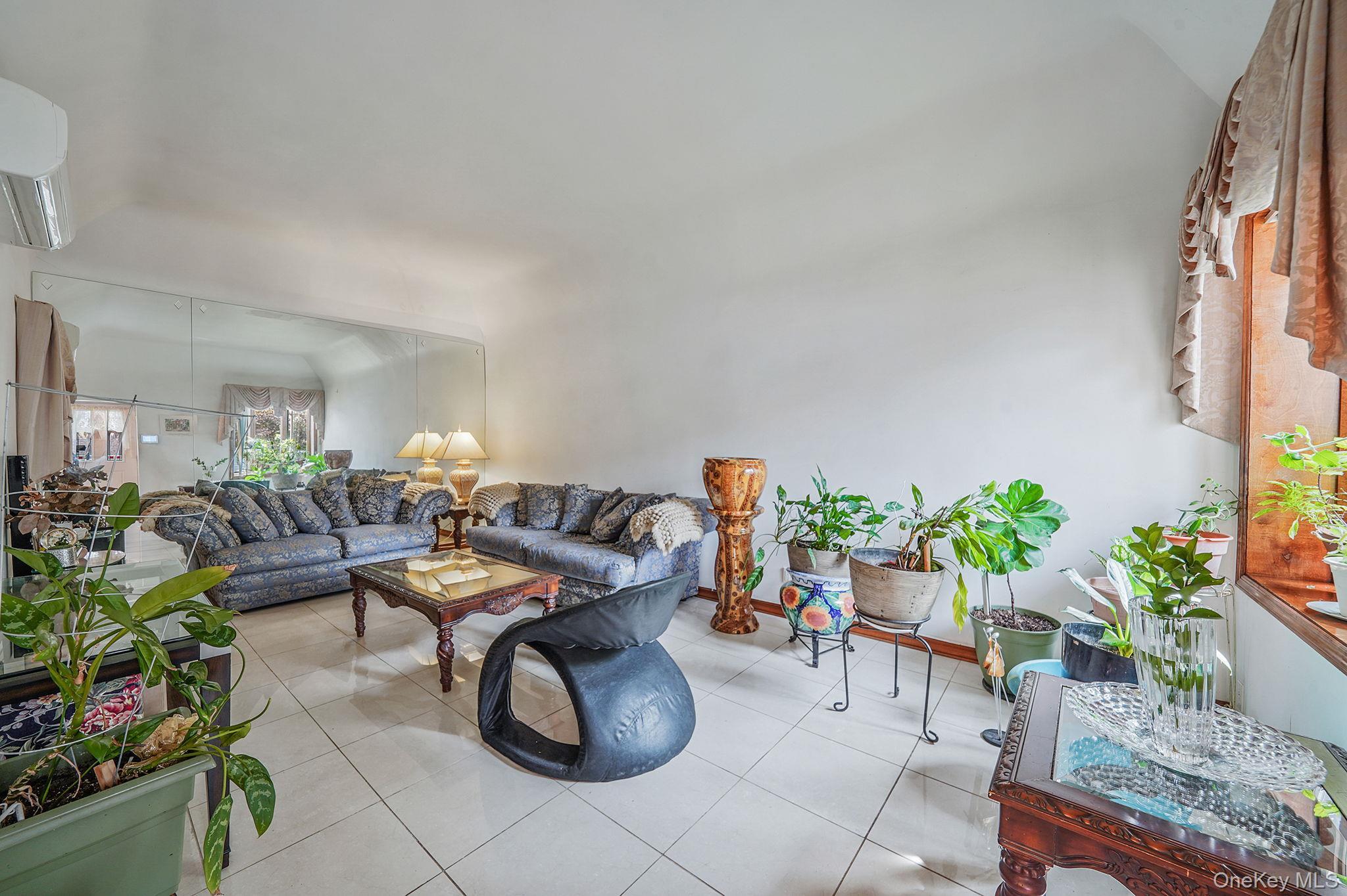 Single Family 87th  Brooklyn, NY 11236, MLS-974360-11