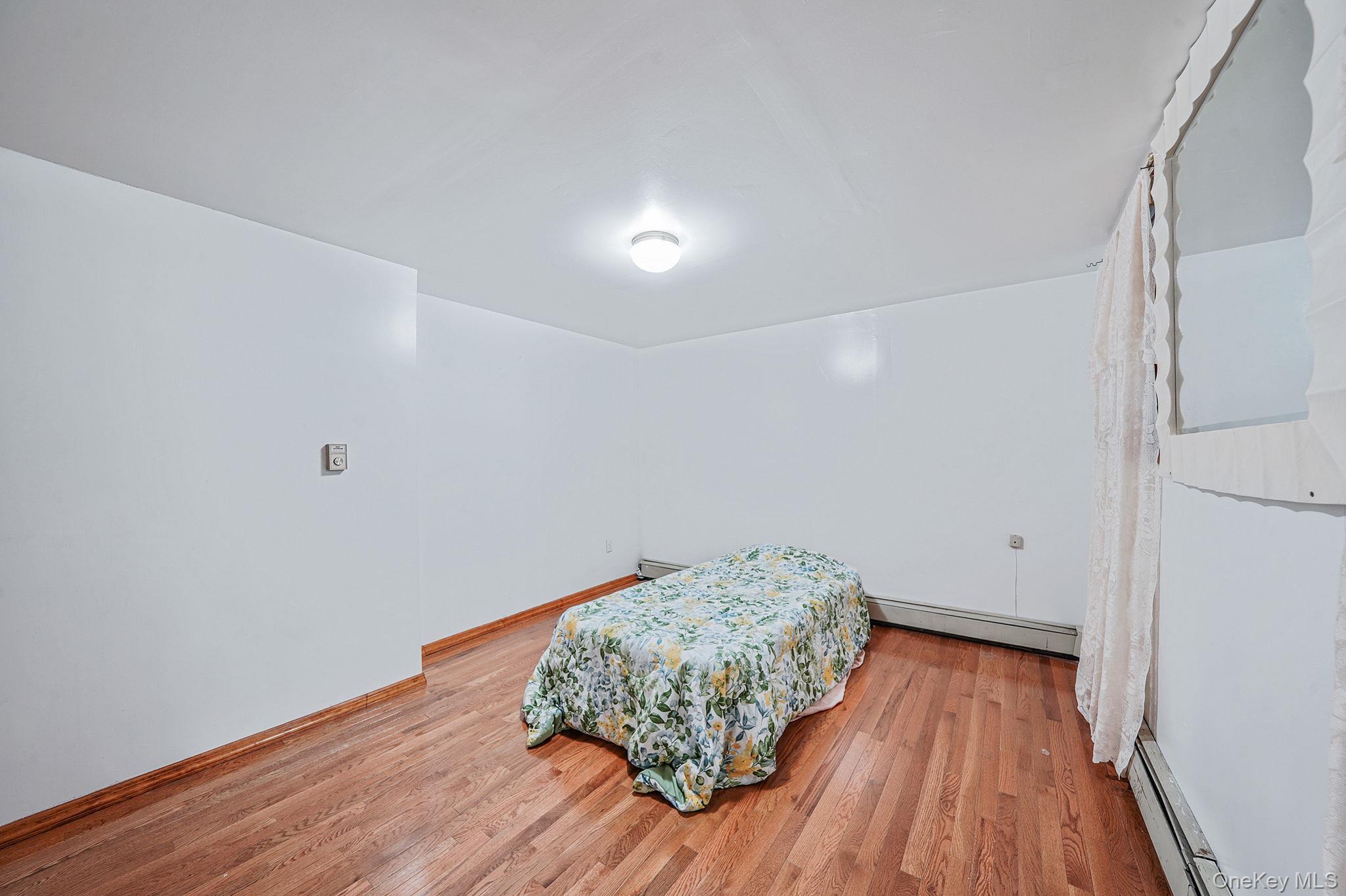 Single Family 87th  Brooklyn, NY 11236, MLS-974360-24