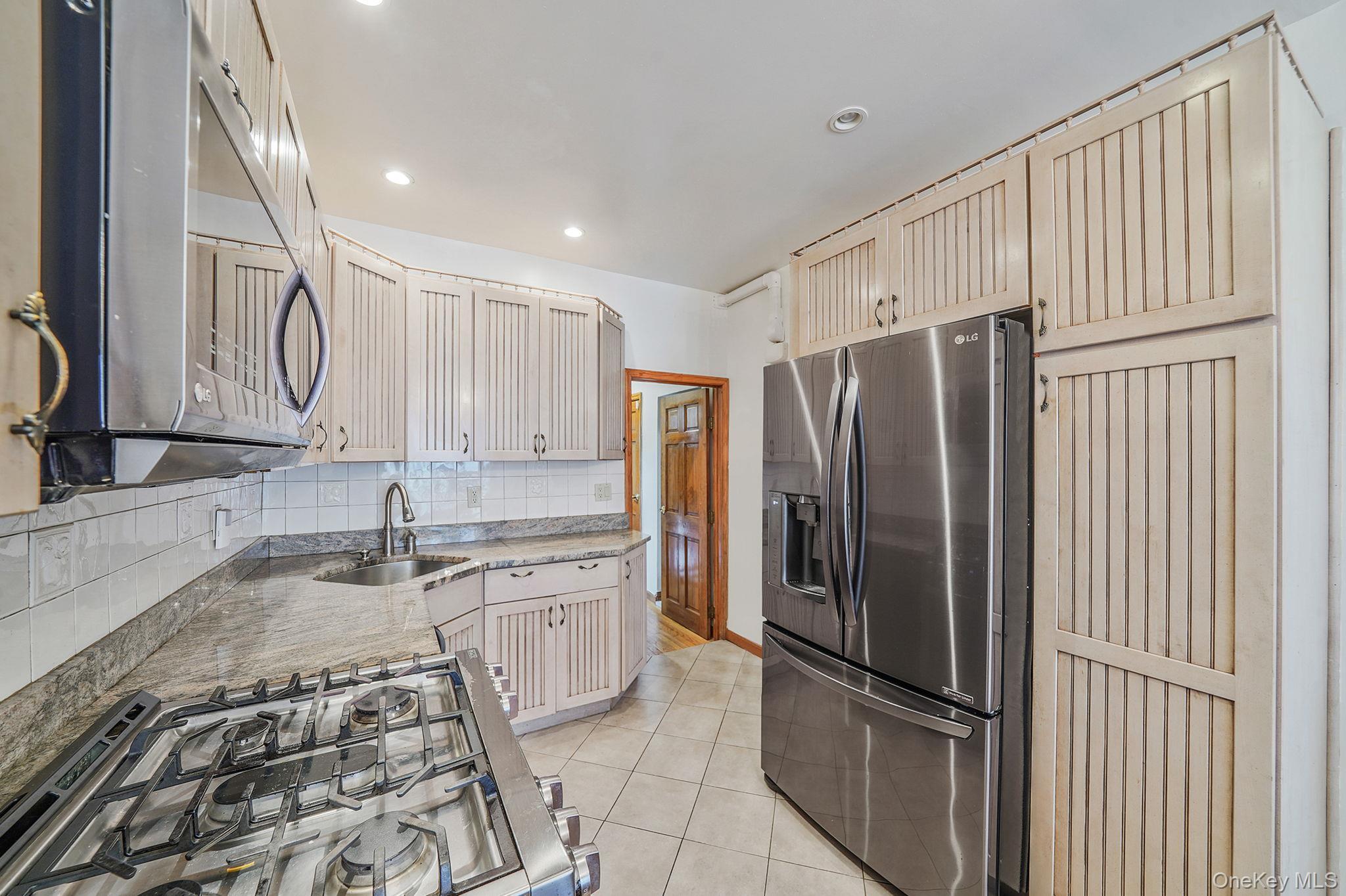 Single Family 87th  Brooklyn, NY 11236, MLS-974360-6