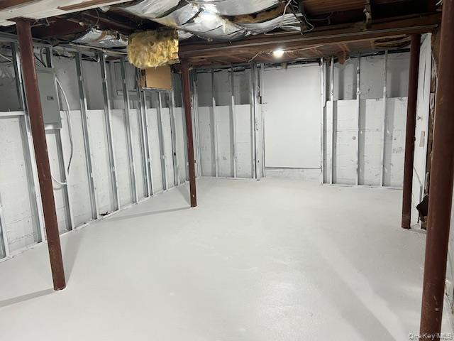 Single Family Alexander Avenue Suffolk County, NY 11741, MLS-974365-21