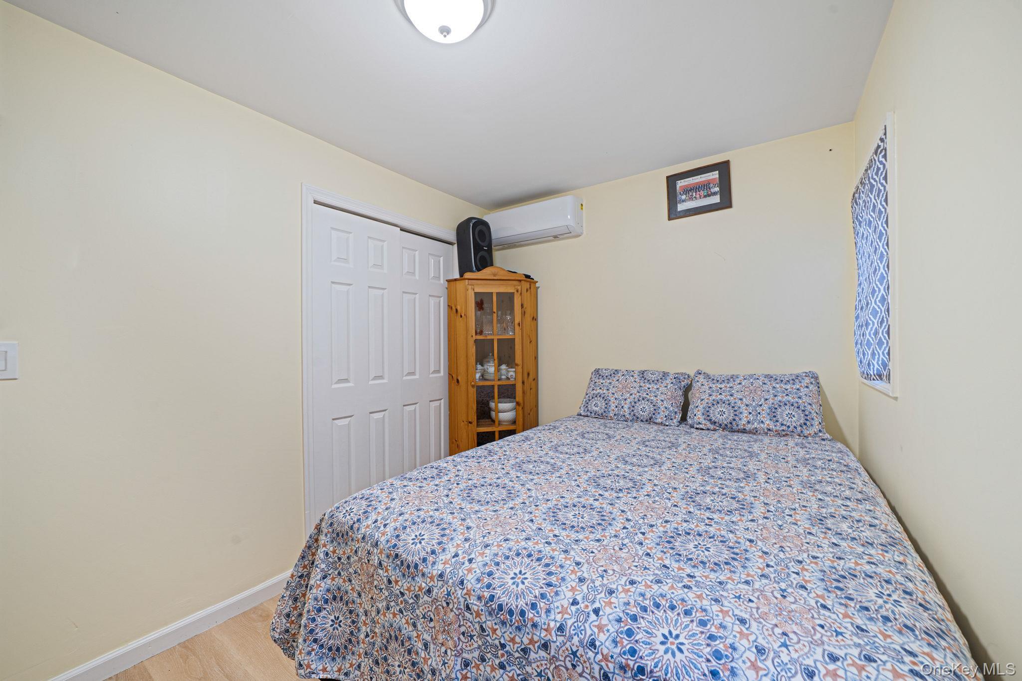 Single Family Bent  Nassau County, NY 11756, MLS-974380-8