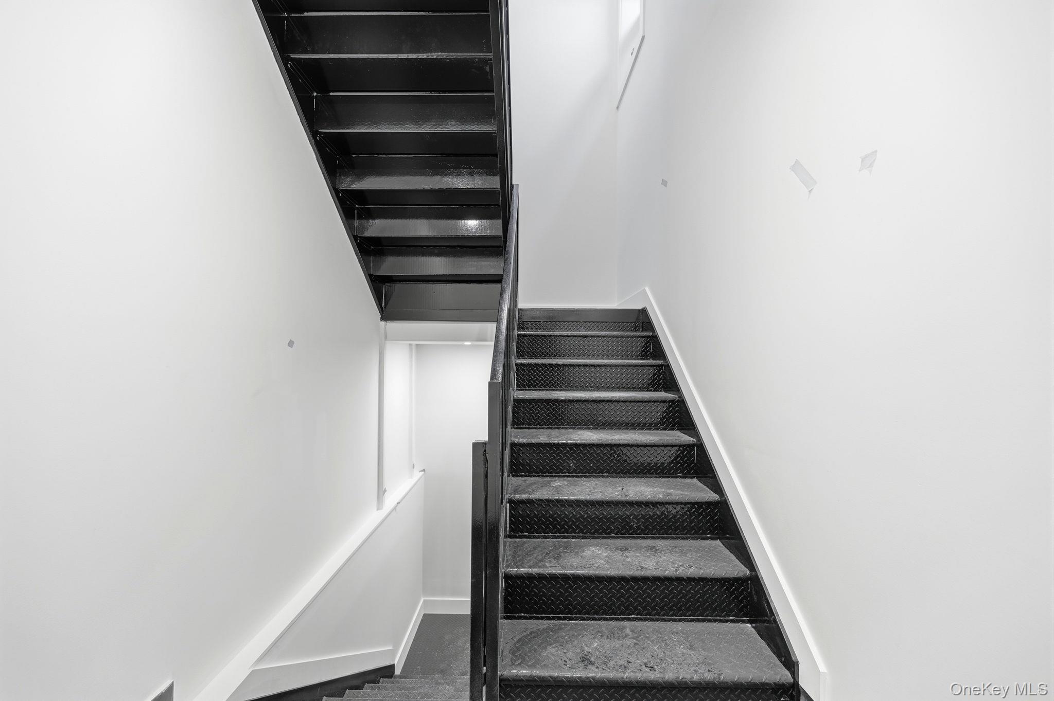 Commercial Sale Muliner  Bronx, NY 10462, MLS-974393-18