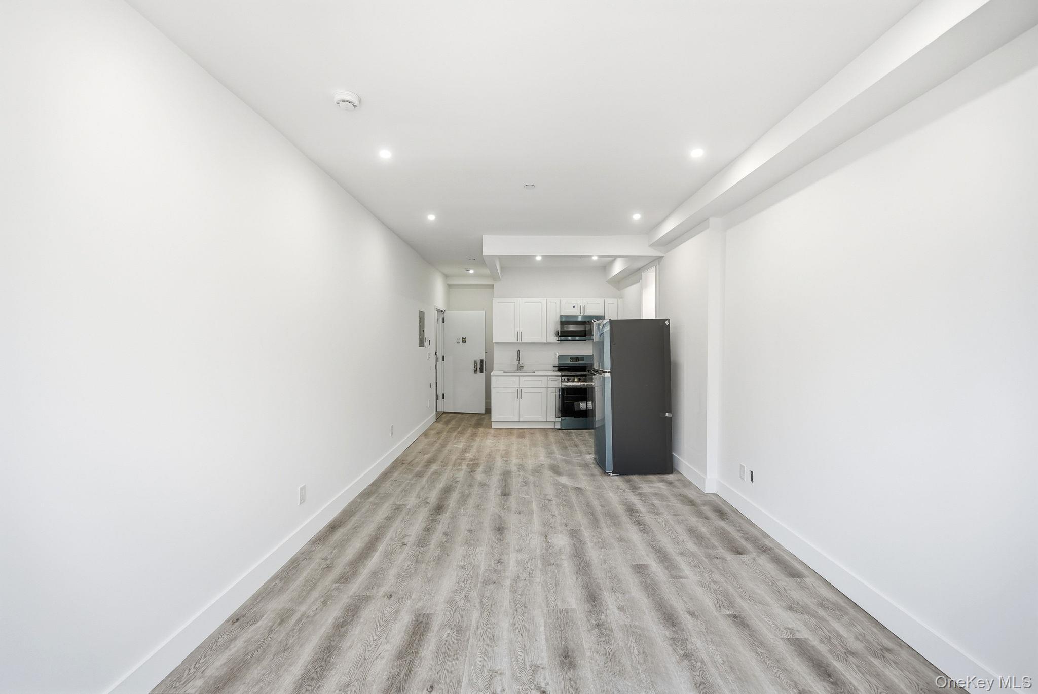 Commercial Sale Muliner  Bronx, NY 10462, MLS-974393-23