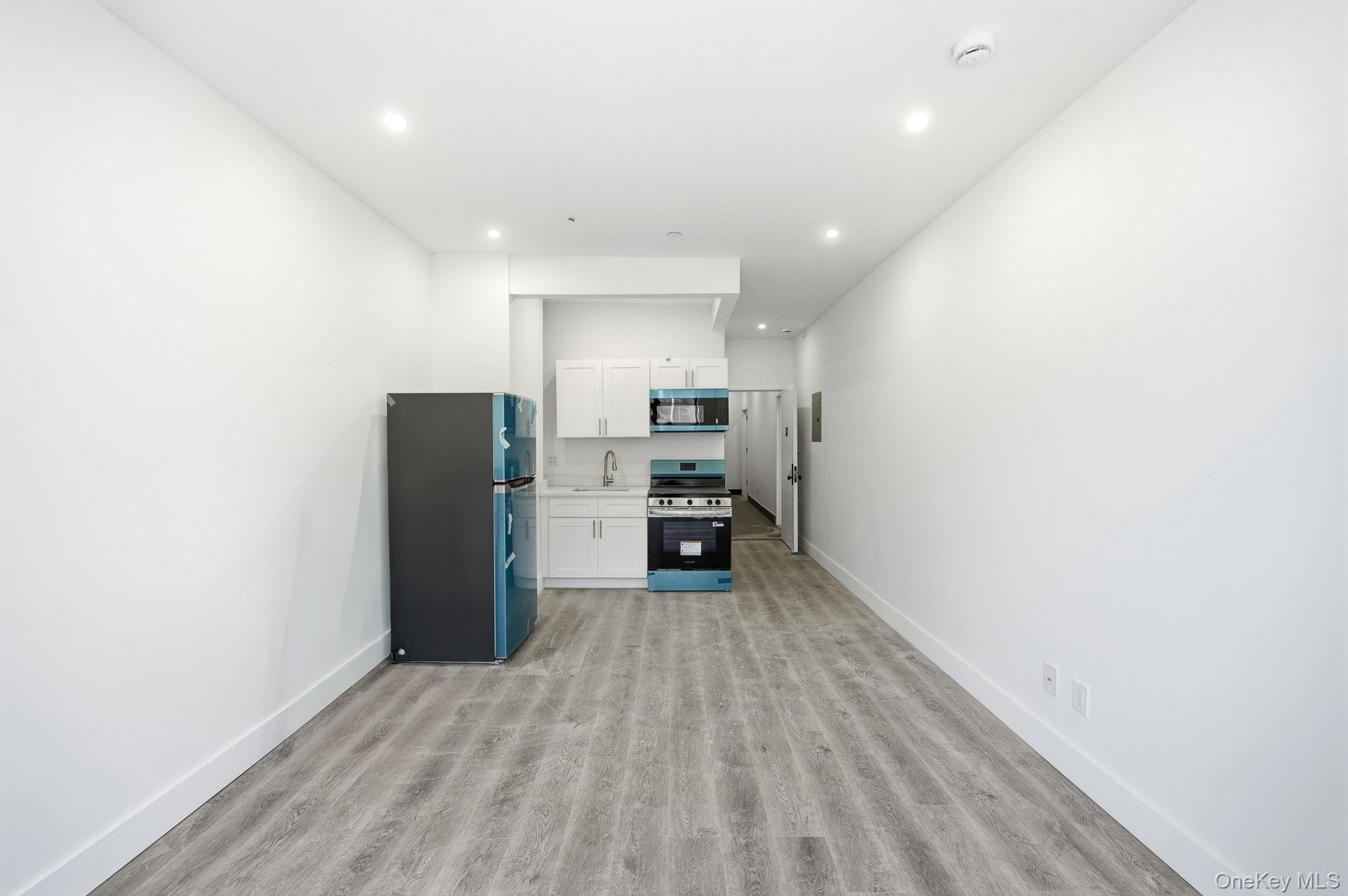 Commercial Sale Muliner  Bronx, NY 10462, MLS-974393-27