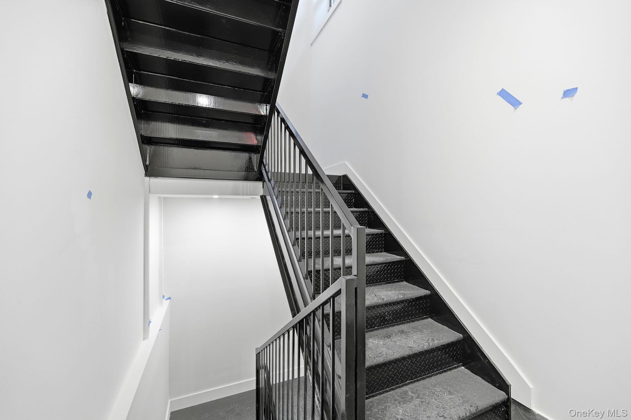 Commercial Sale Muliner  Bronx, NY 10462, MLS-974393-29