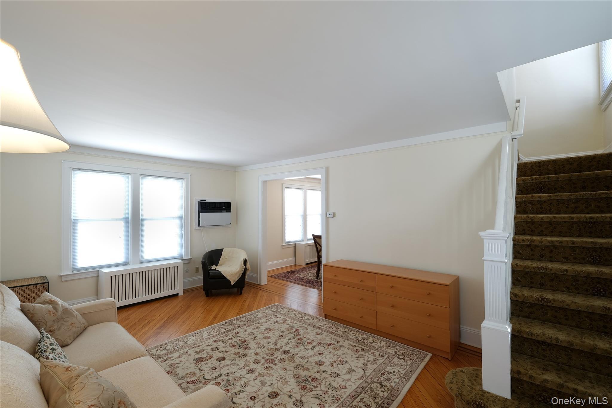 Single Family Dubois  Nassau County, NY 11581, MLS-974410-8
