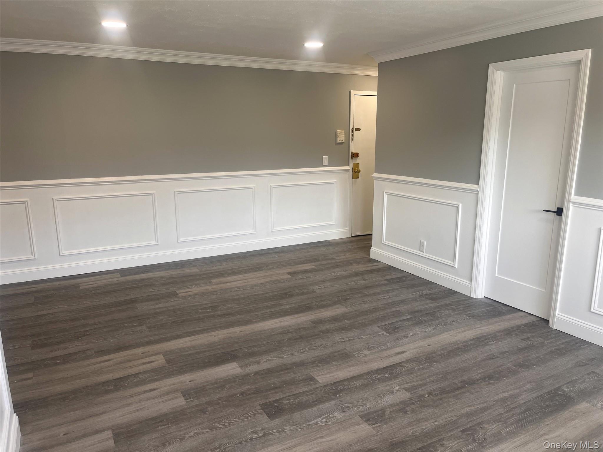 Condo Adams Suffolk County, NY 11722, MLS-974424-3