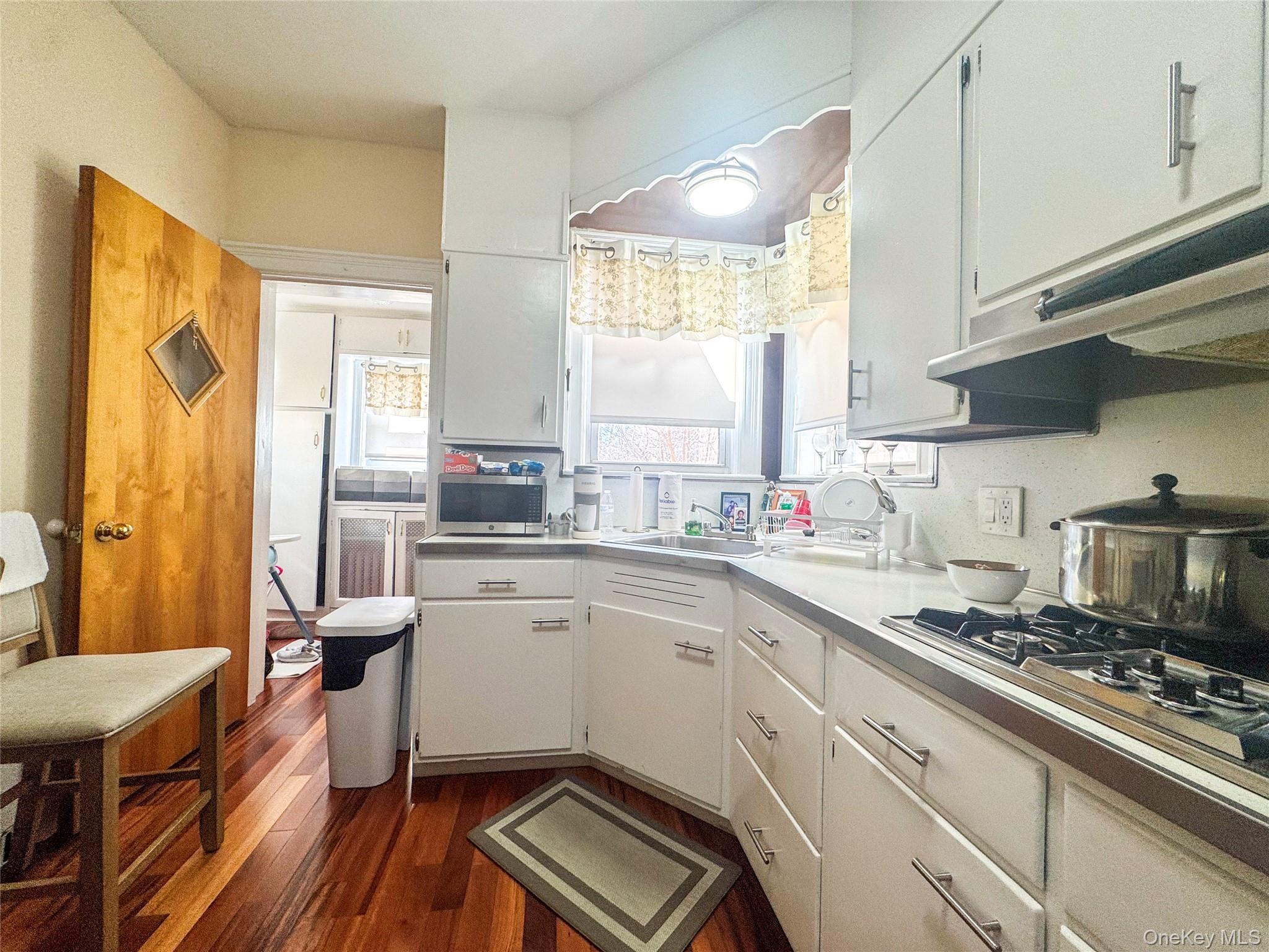 Single Family Haight  Bronx, NY 10461, MLS-974440-10