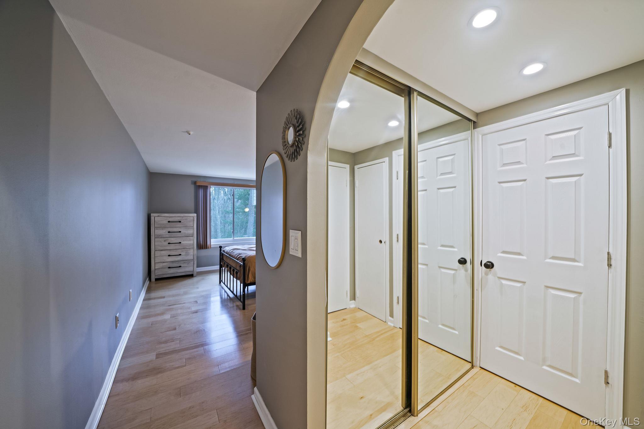 Condo Golf Suffolk County, NY 11763, MLS-974444-14