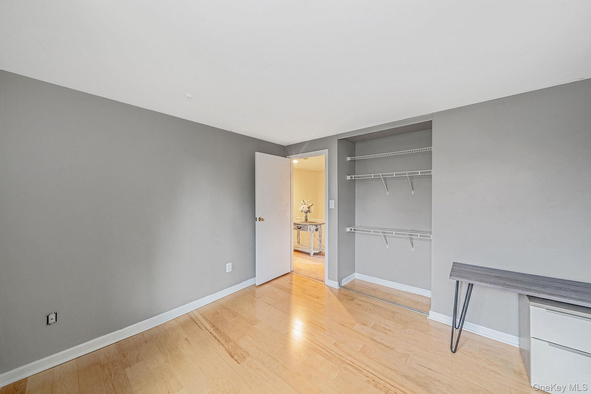 Condo Golf Suffolk County, NY 11763, MLS-974444-17