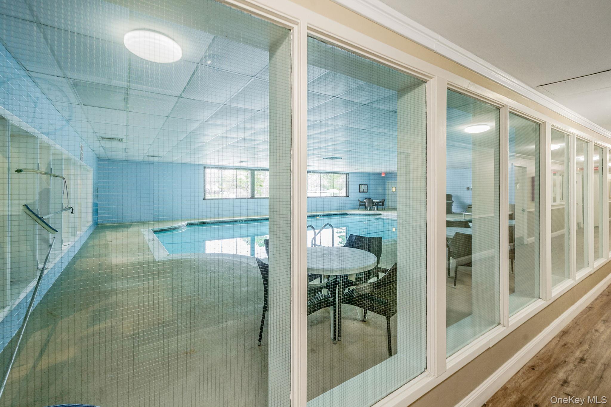 Condo Golf Suffolk County, NY 11763, MLS-974444-25