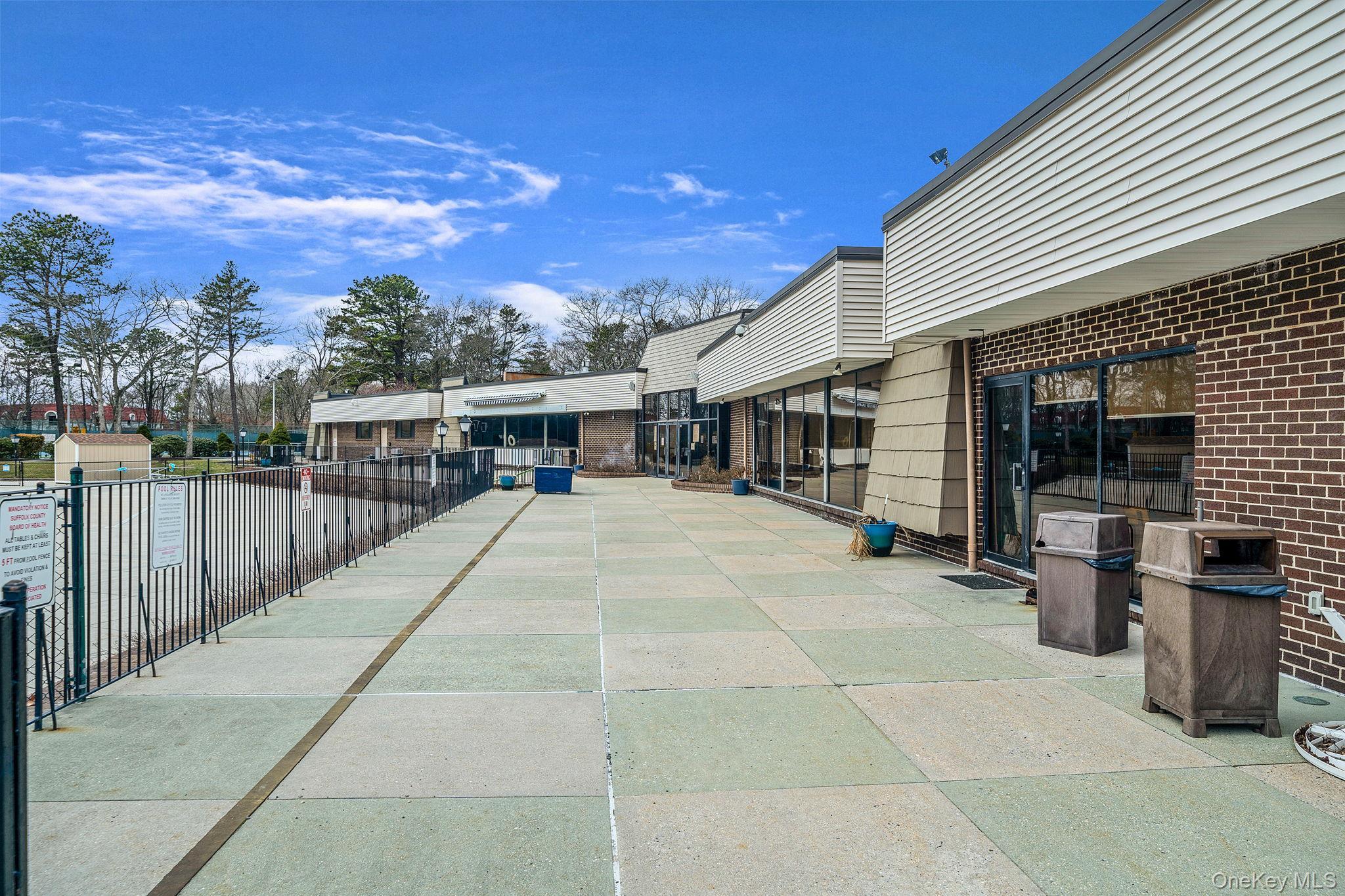 Condo Golf Suffolk County, NY 11763, MLS-974444-26