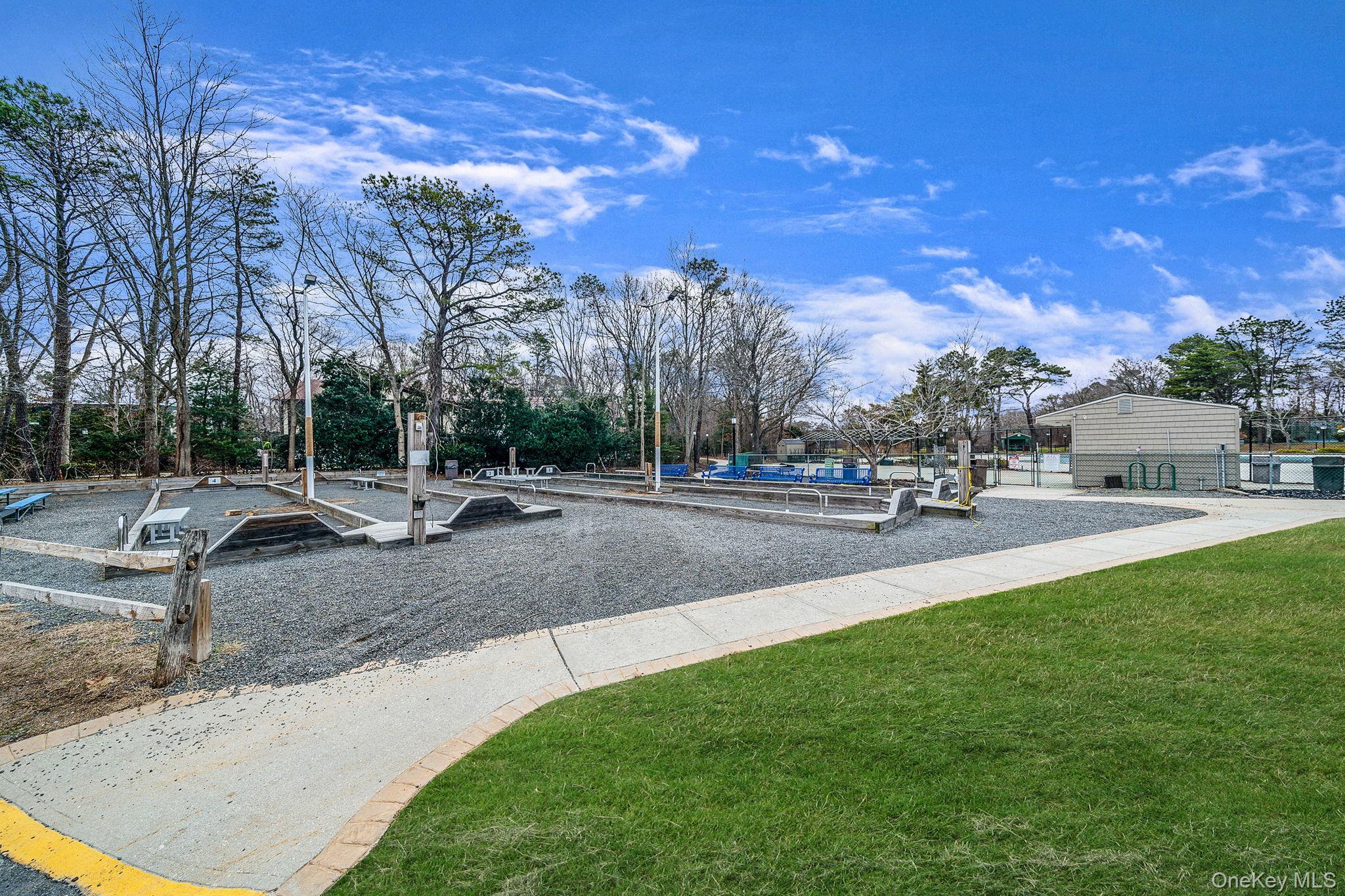 Condo Golf Suffolk County, NY 11763, MLS-974444-32