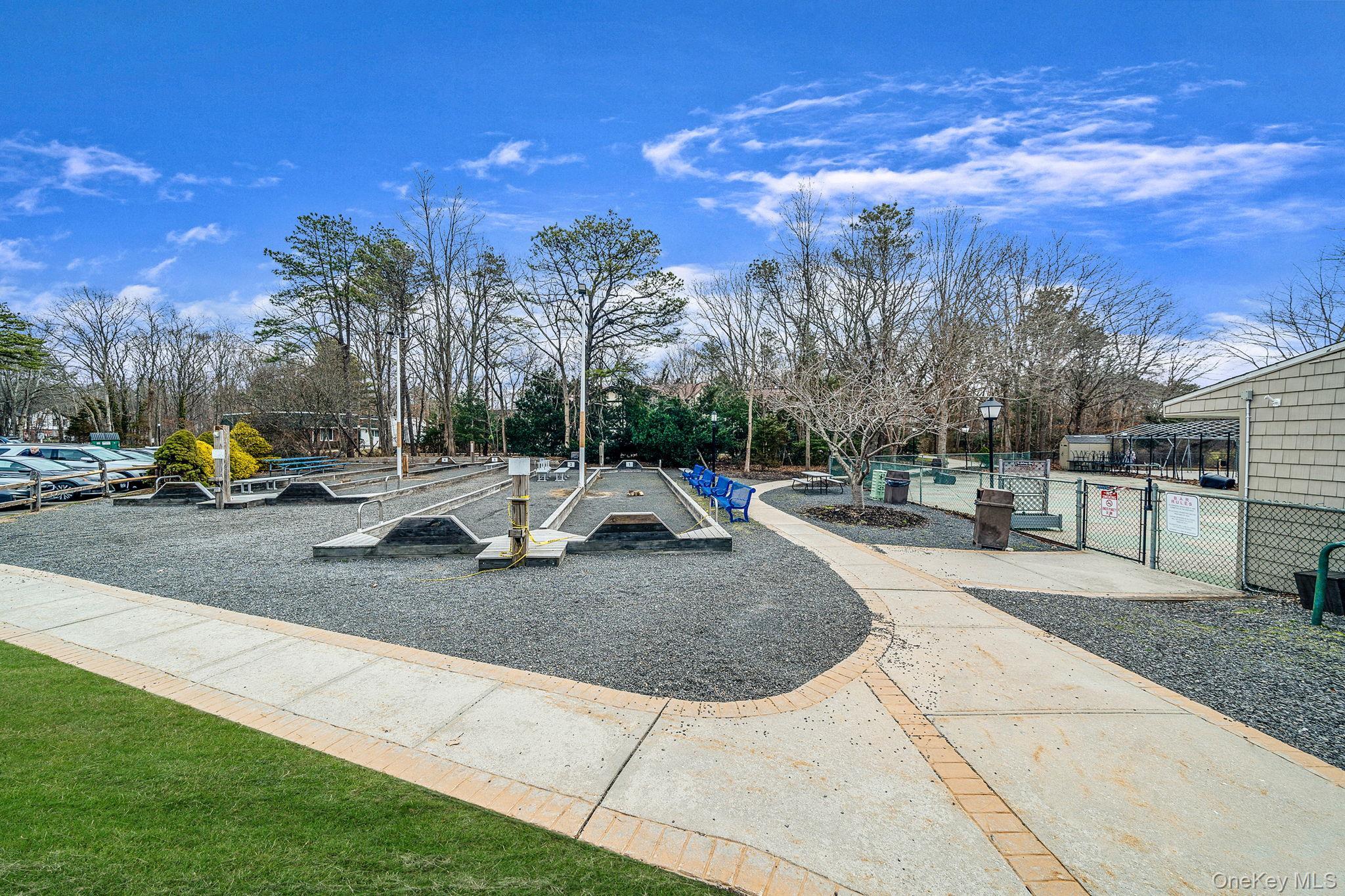 Condo Golf Suffolk County, NY 11763, MLS-974444-33