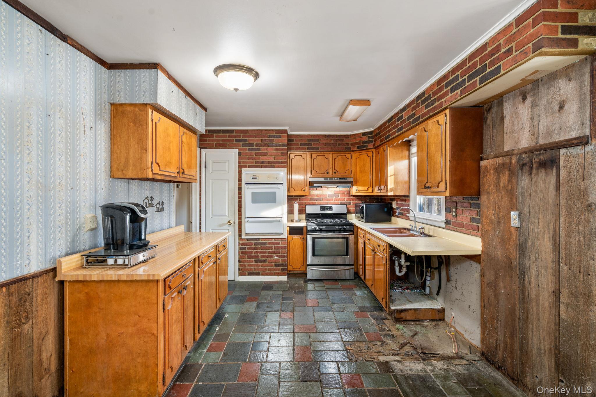 Single Family Brola  Orange County, NY 10940, MLS-974449-17