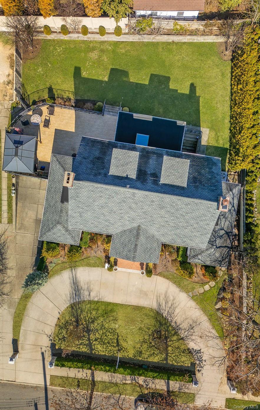 Single Family Center  Queens, NY 11357, MLS-974458-11