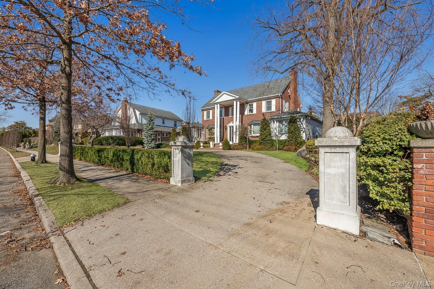 Single Family Center  Queens, NY 11357, MLS-974458-6