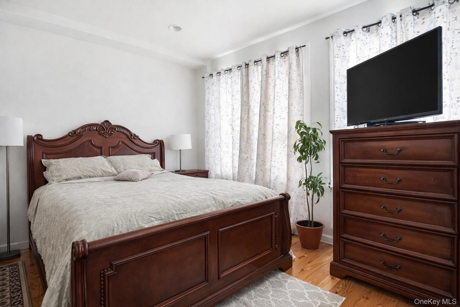 Single Family 213th  Bronx, NY 10467, MLS-974460-11