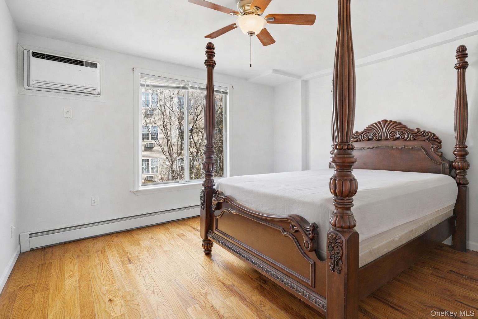 Single Family 213th  Bronx, NY 10467, MLS-974460-9