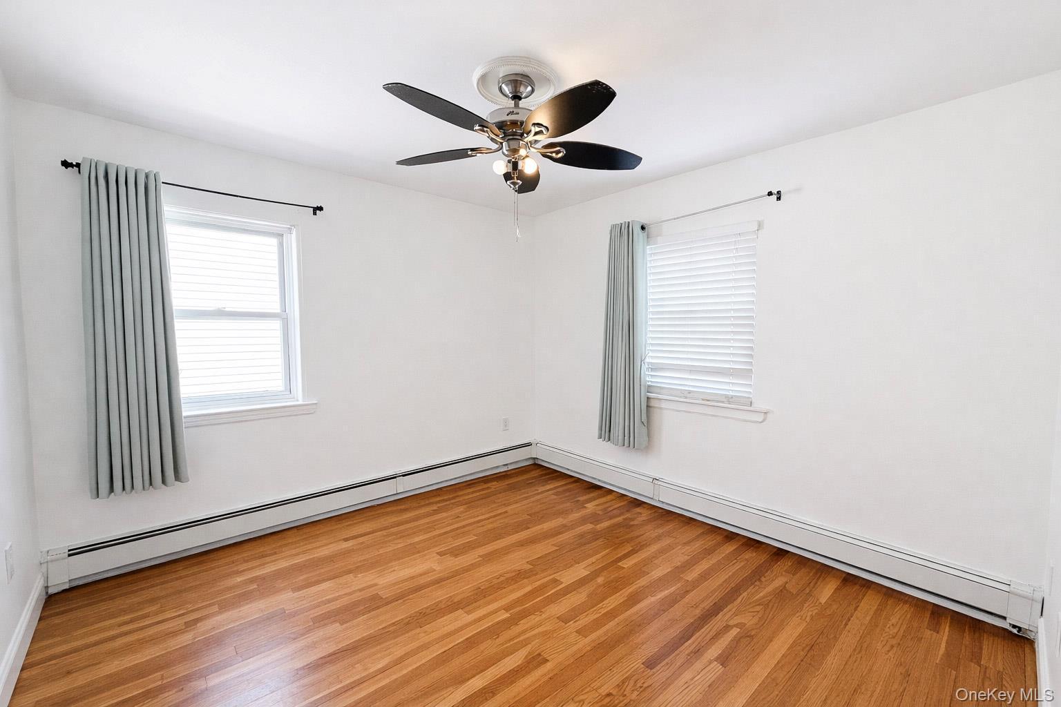 Single Family Fairfax  Bronx, NY 10465, MLS-974475-14