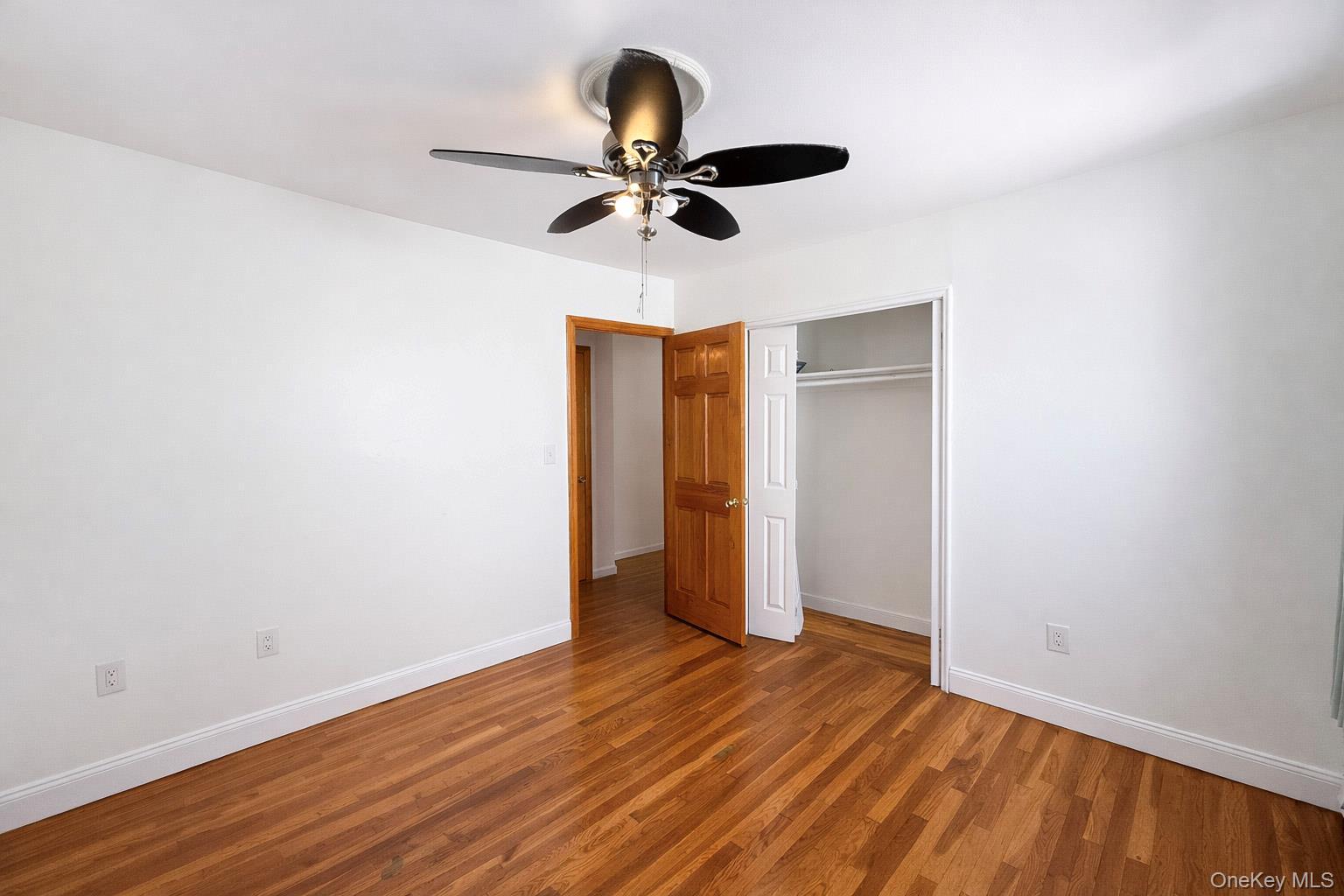 Single Family Fairfax  Bronx, NY 10465, MLS-974475-15