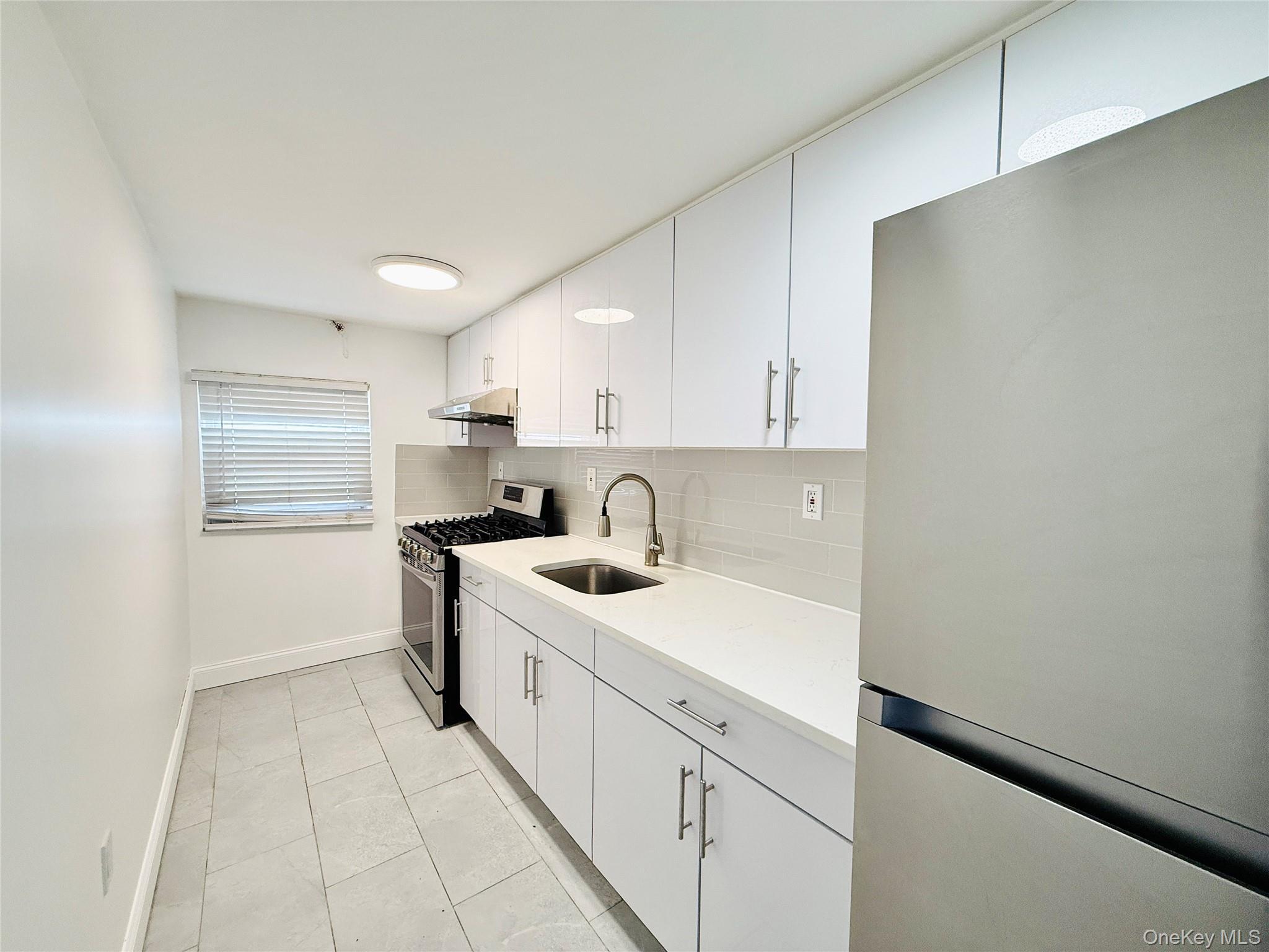 Single Family Fairfax  Bronx, NY 10465, MLS-974475-21