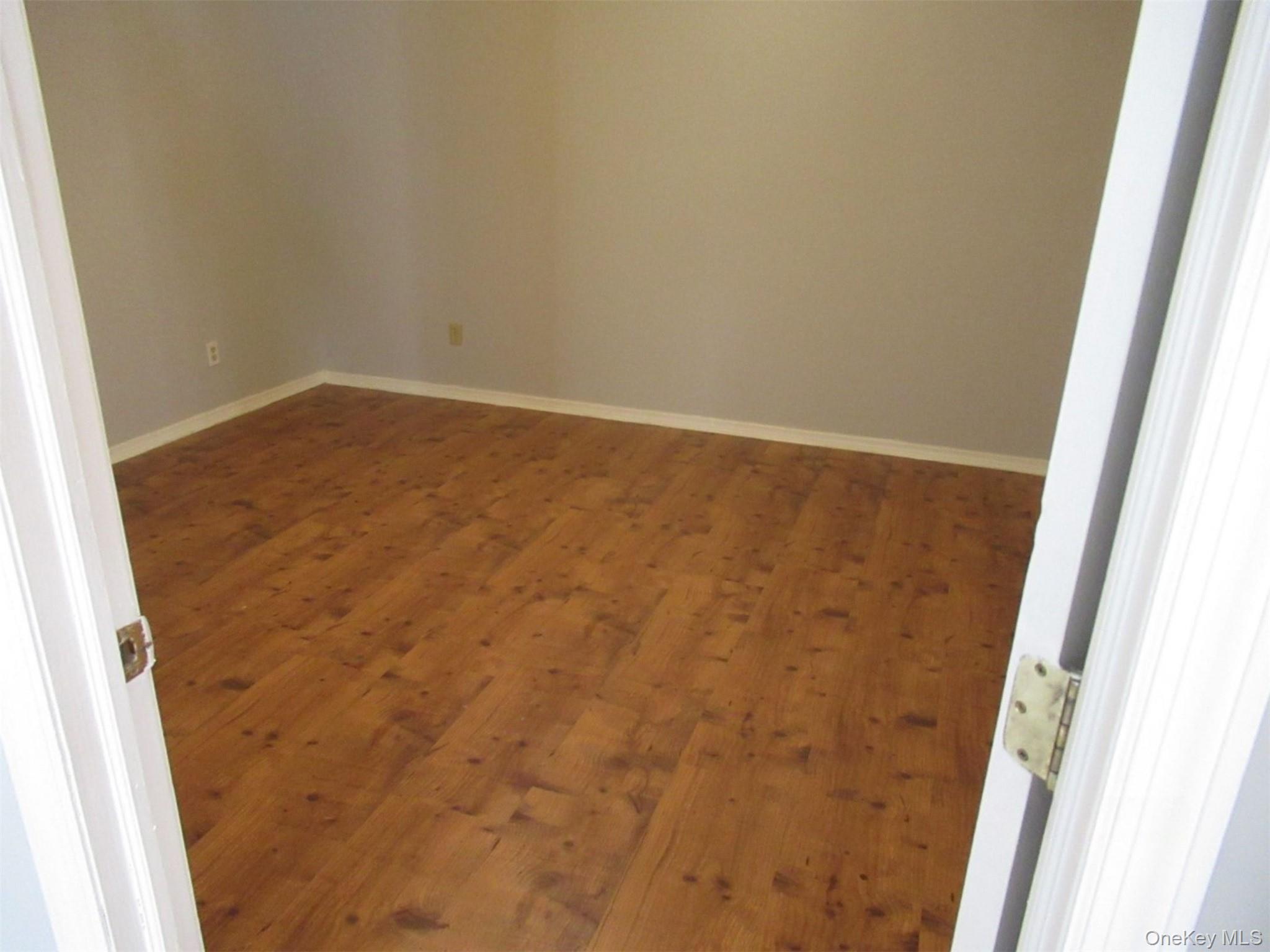 Apartment 54th  Queens, NY 11378, MLS-974478-5