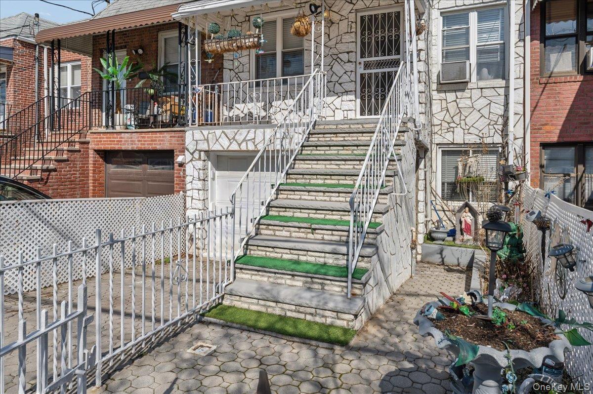 Single Family Calhoun Bronx, NY 10465, MLS-974480-2