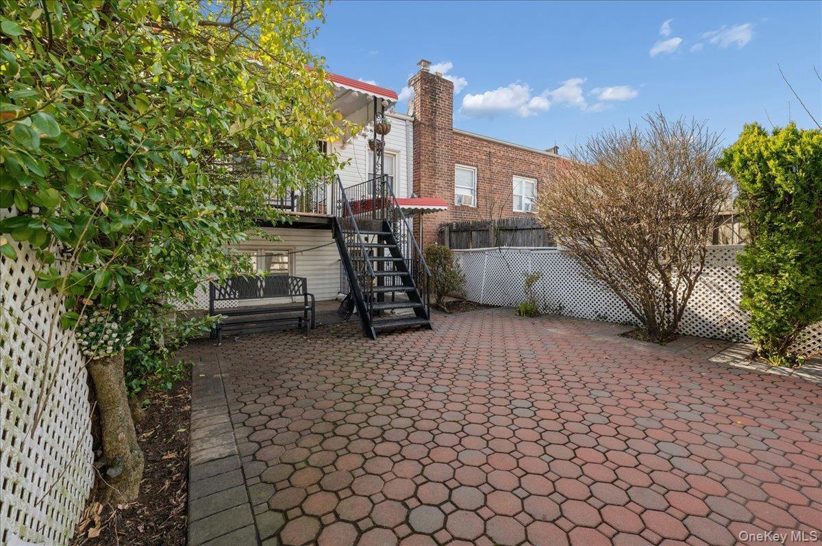 Single Family Calhoun Bronx, NY 10465, MLS-974480-22