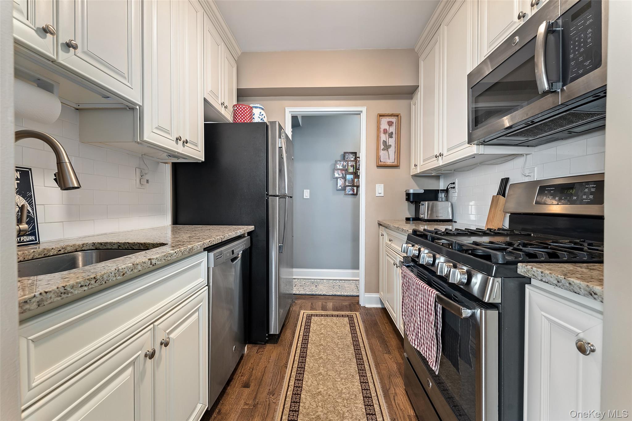 Coop Westchester Westchester County, NY 10573, MLS-974482-5