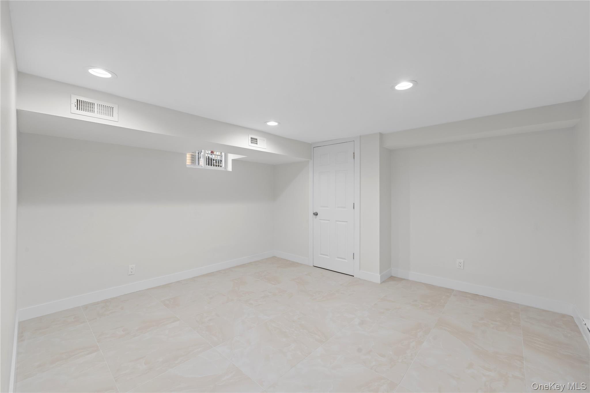 Single Family Cherry  Nassau County, NY 11572, MLS-974486-30