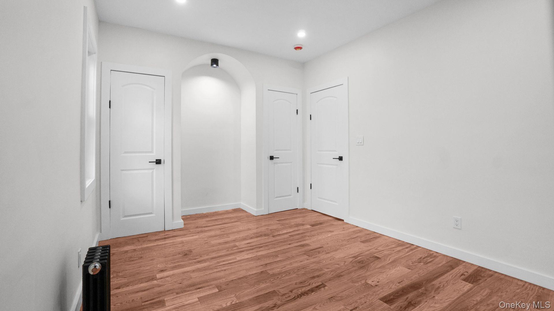 Single Family Seton  Bronx, NY 10466, MLS-974488-14