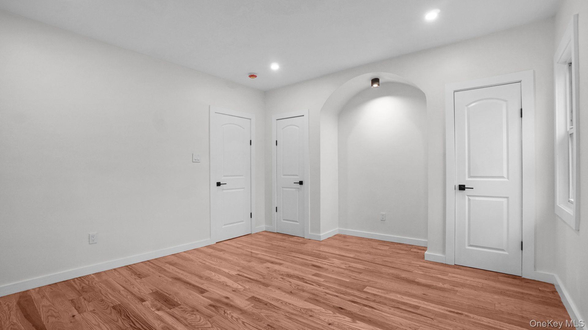 Single Family Seton  Bronx, NY 10466, MLS-974488-17