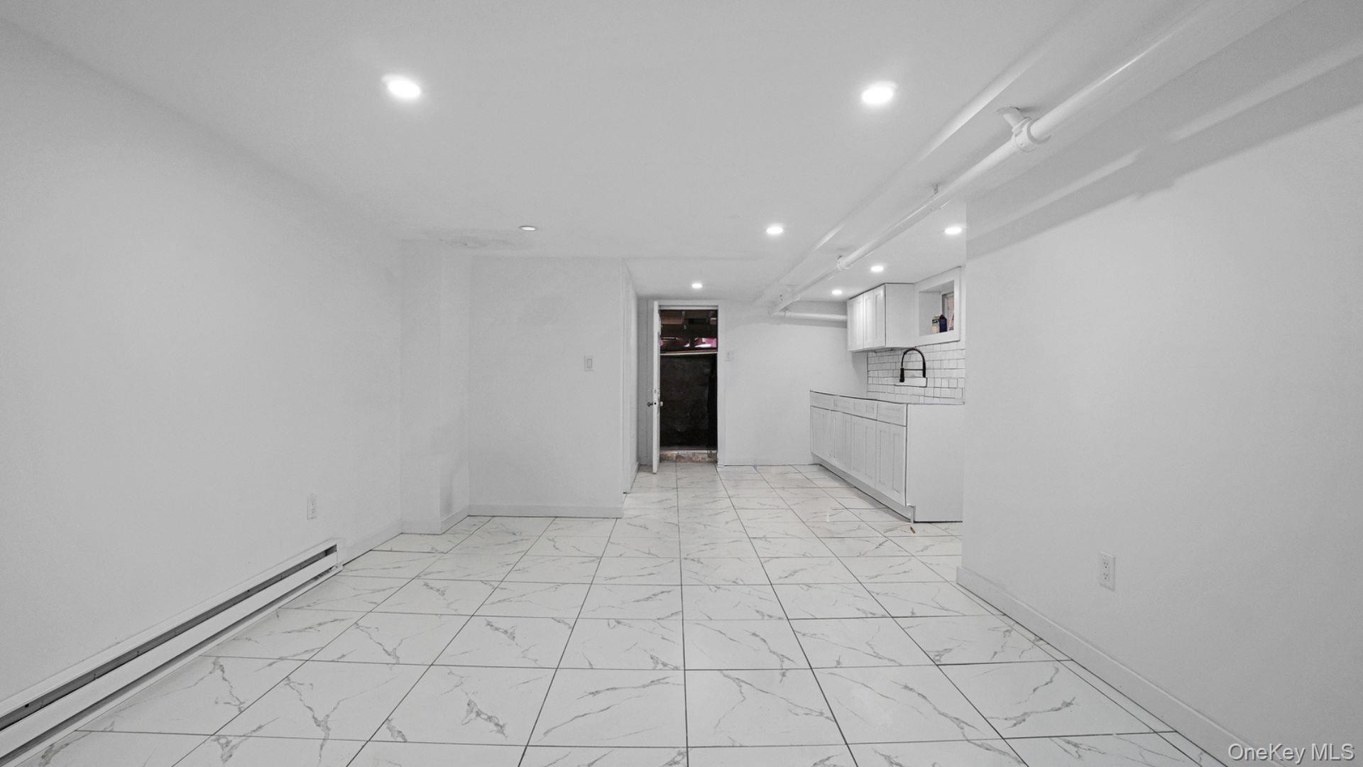 Single Family Seton  Bronx, NY 10466, MLS-974488-20