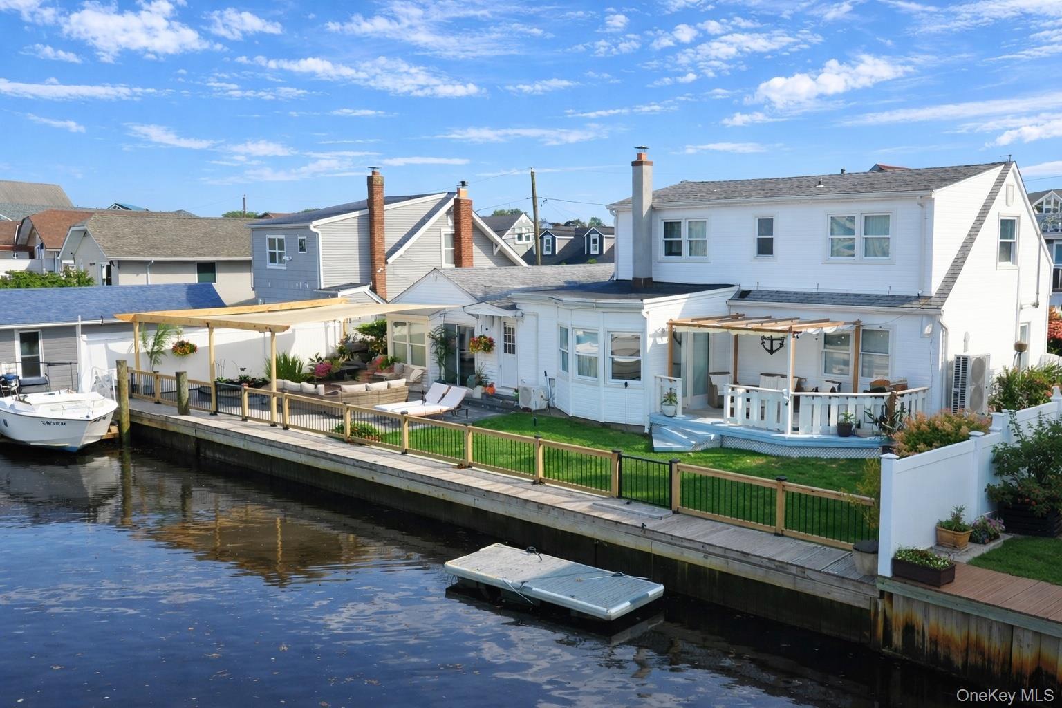 Single Family 9th  Suffolk County, NY 11757, MLS-974495-2