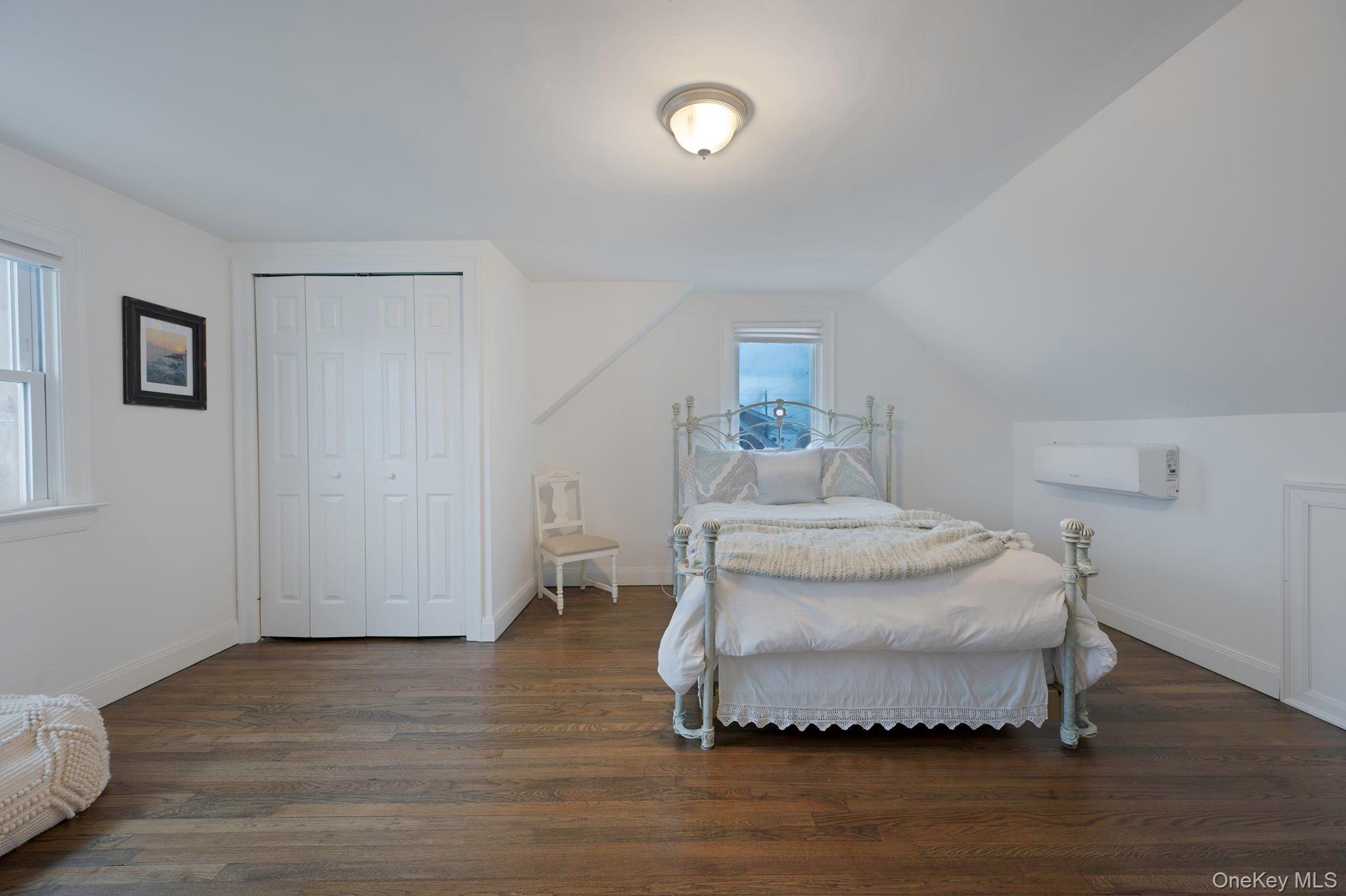 Single Family 9th  Suffolk County, NY 11757, MLS-974495-22