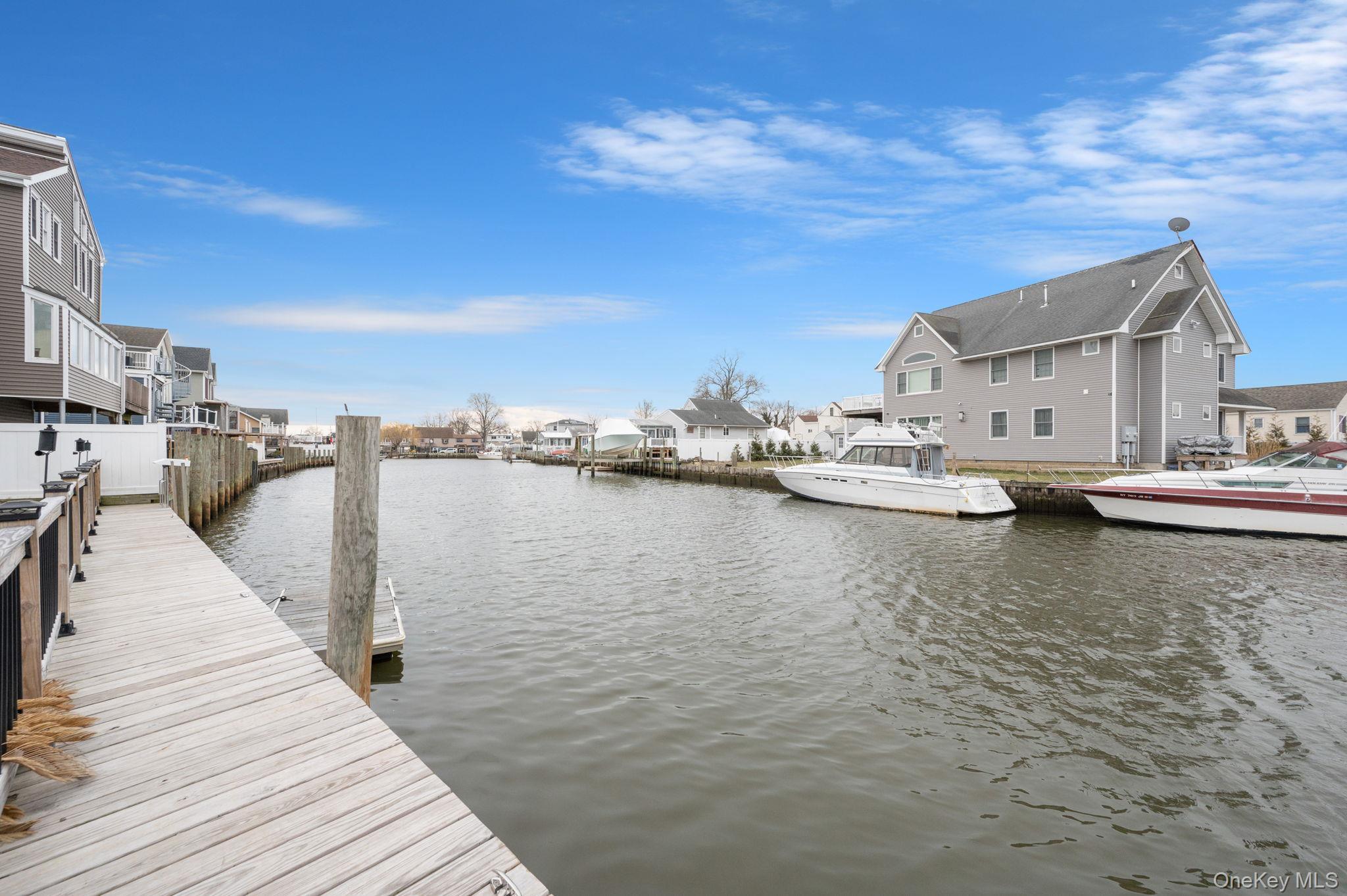Single Family 9th  Suffolk County, NY 11757, MLS-974495-30