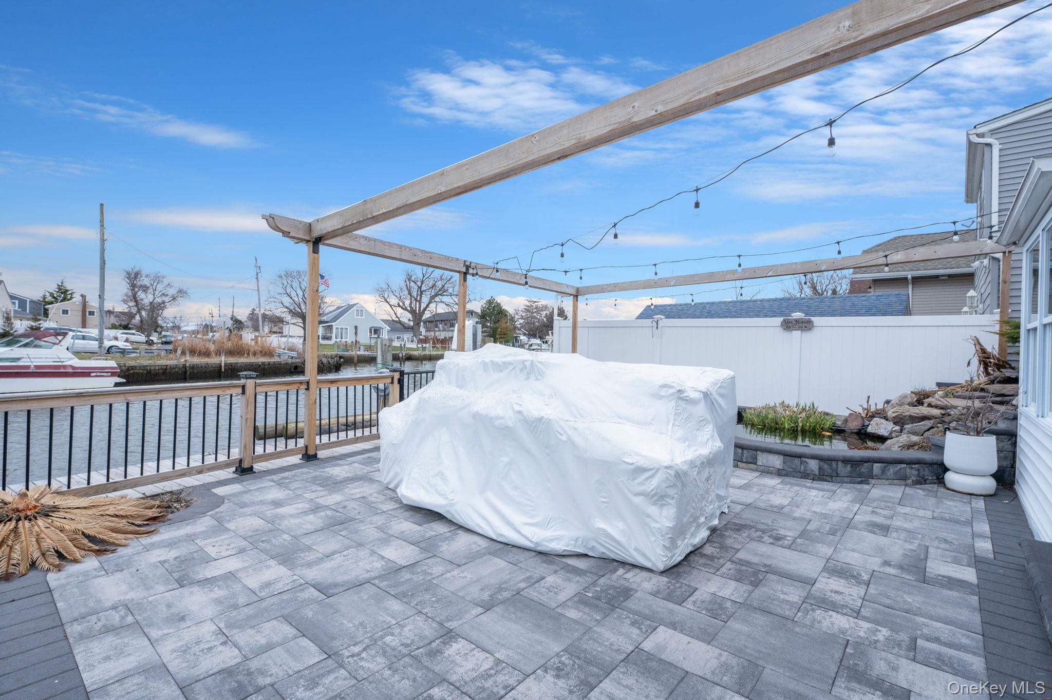 Single Family 9th  Suffolk County, NY 11757, MLS-974495-31