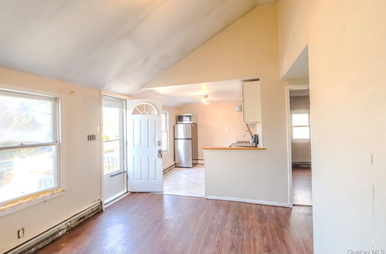 Single Family Cedarhurst  Suffolk County, NY 11784, MLS-974502-6