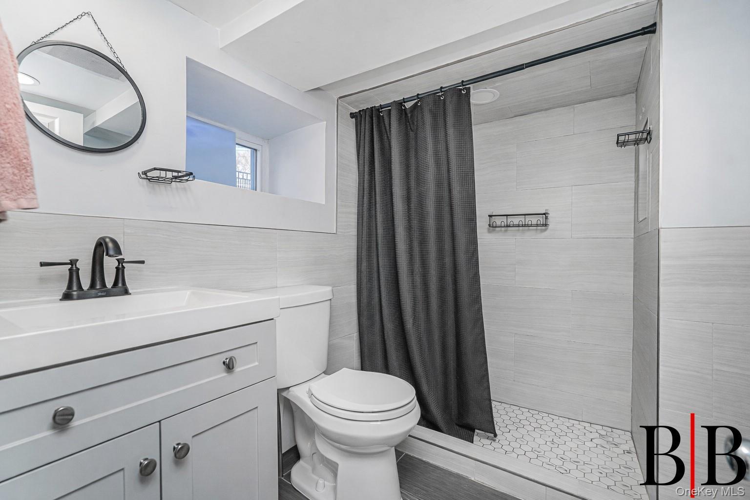 Single Family Crystal Staten Island, NY 10302, MLS-974504-24