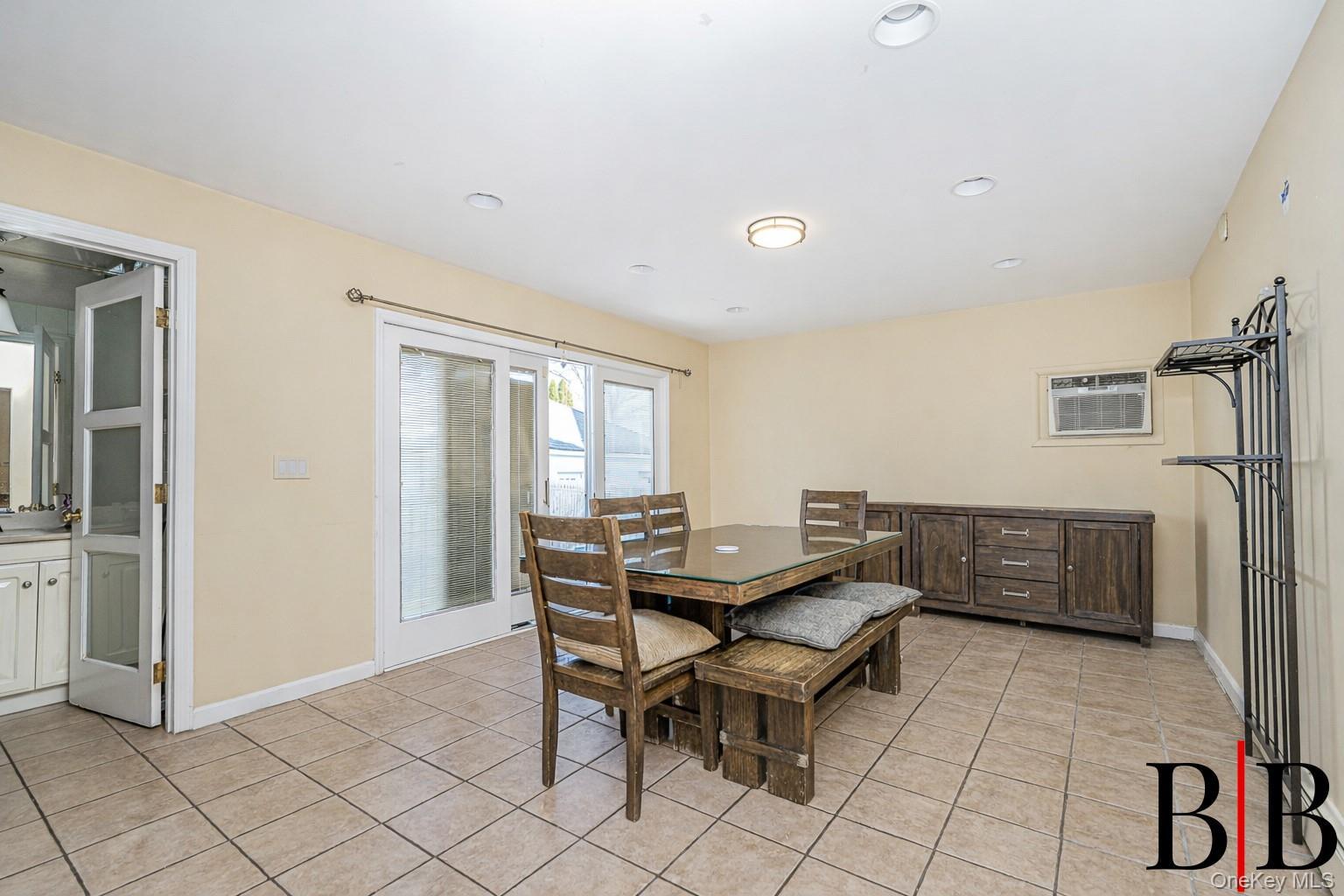 Single Family Crystal Staten Island, NY 10302, MLS-974504-7