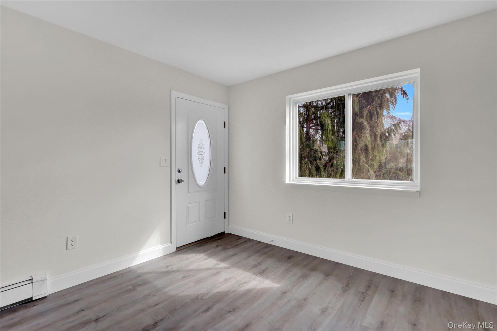 Single Family Roan  Suffolk County, NY 11901, MLS-974507-3