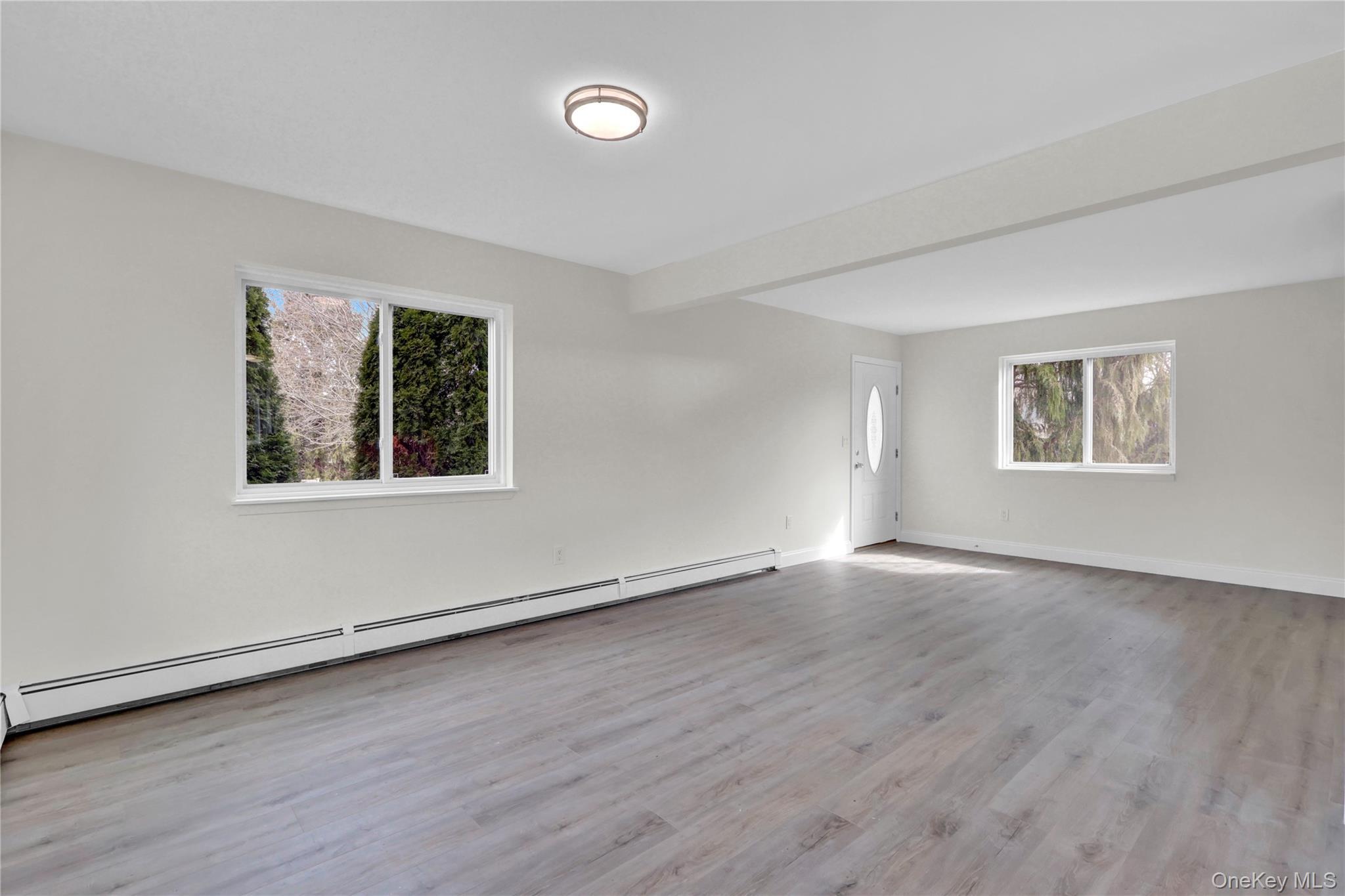 Single Family Roan  Suffolk County, NY 11901, MLS-974507-7