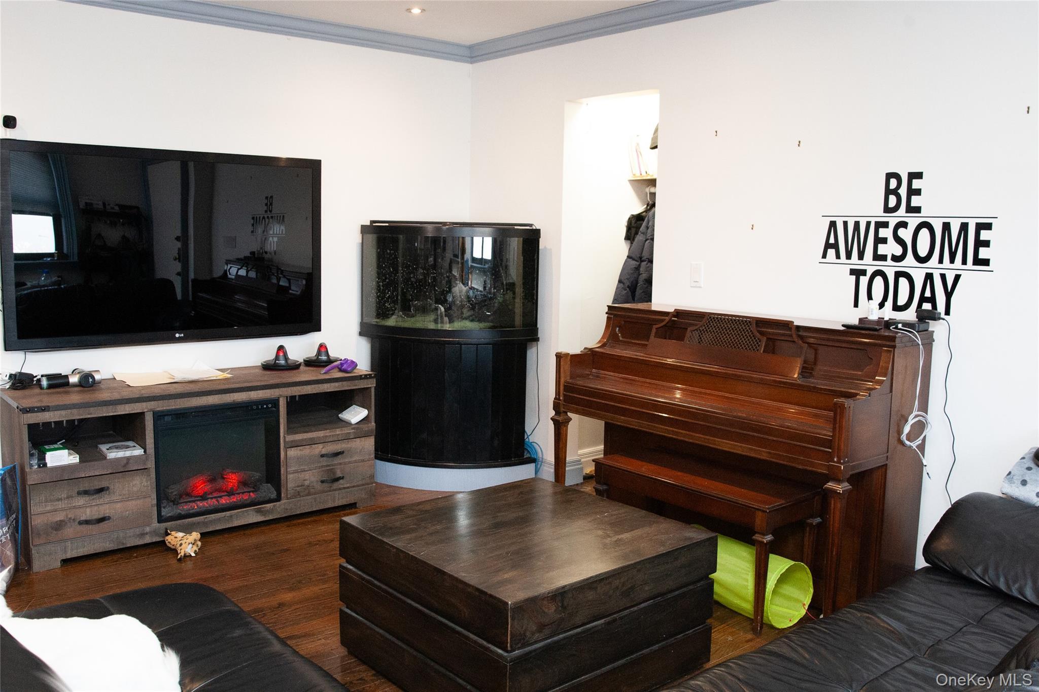 Coop 16th  Queens, NY 11357, MLS-974524-6