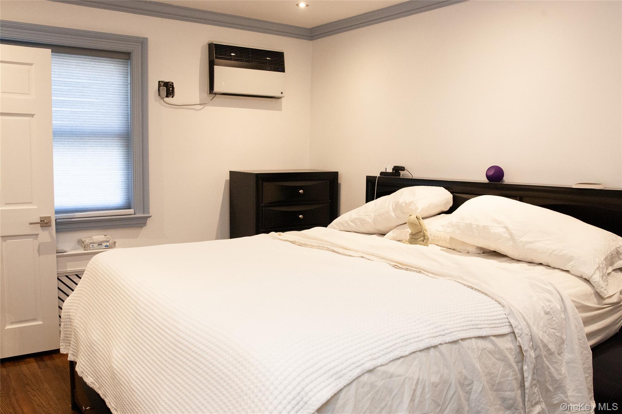 Coop 16th  Queens, NY 11357, MLS-974524-8